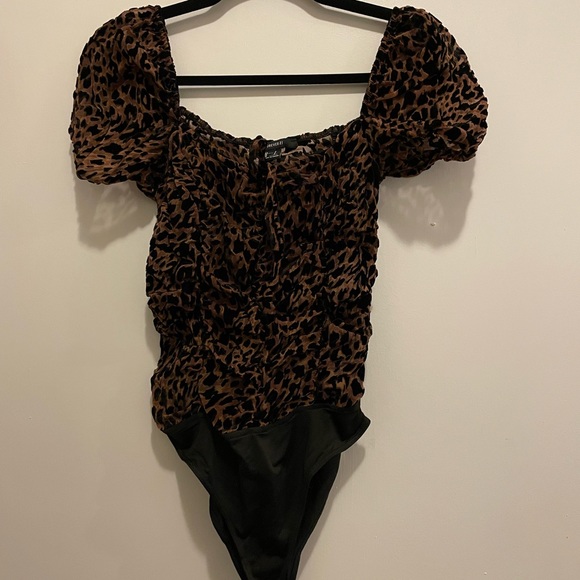 Forever 21 Tops - Forever 21: Sheer Leopard Velvet Bodysuit - Ruched, Puff Sleeves - Size Small